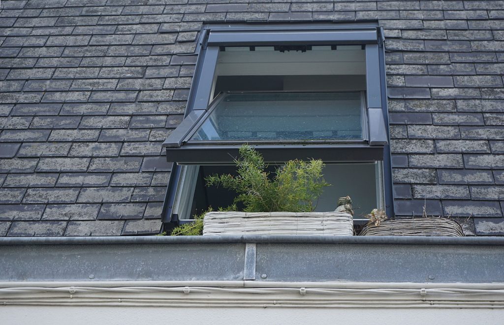 Schiefer, Fassade & Dachfenster